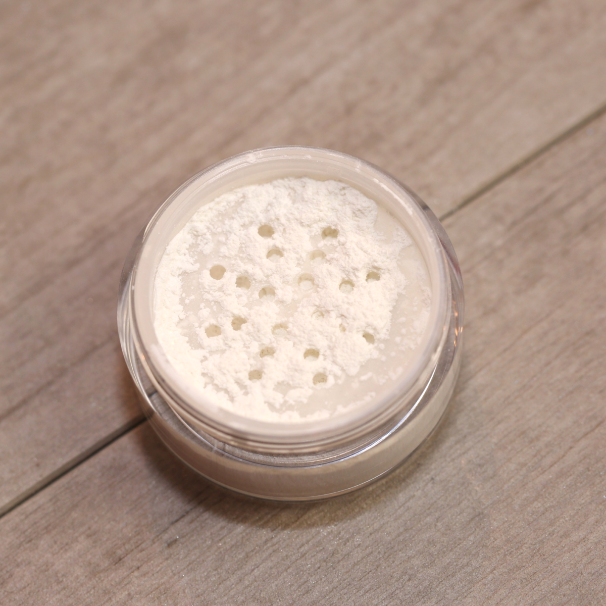Translucent Veil Finishing Face Powder