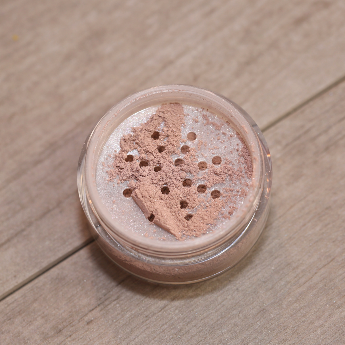 Soft Focus Foundation Loose Mineral Powder (Nude Opal)