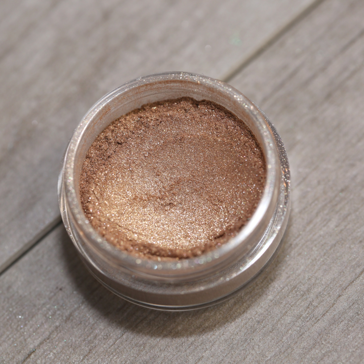 Tempting Beige Flawless Radiance All Over Face Color Bronzer