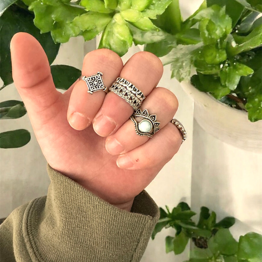 Knuckle Ring