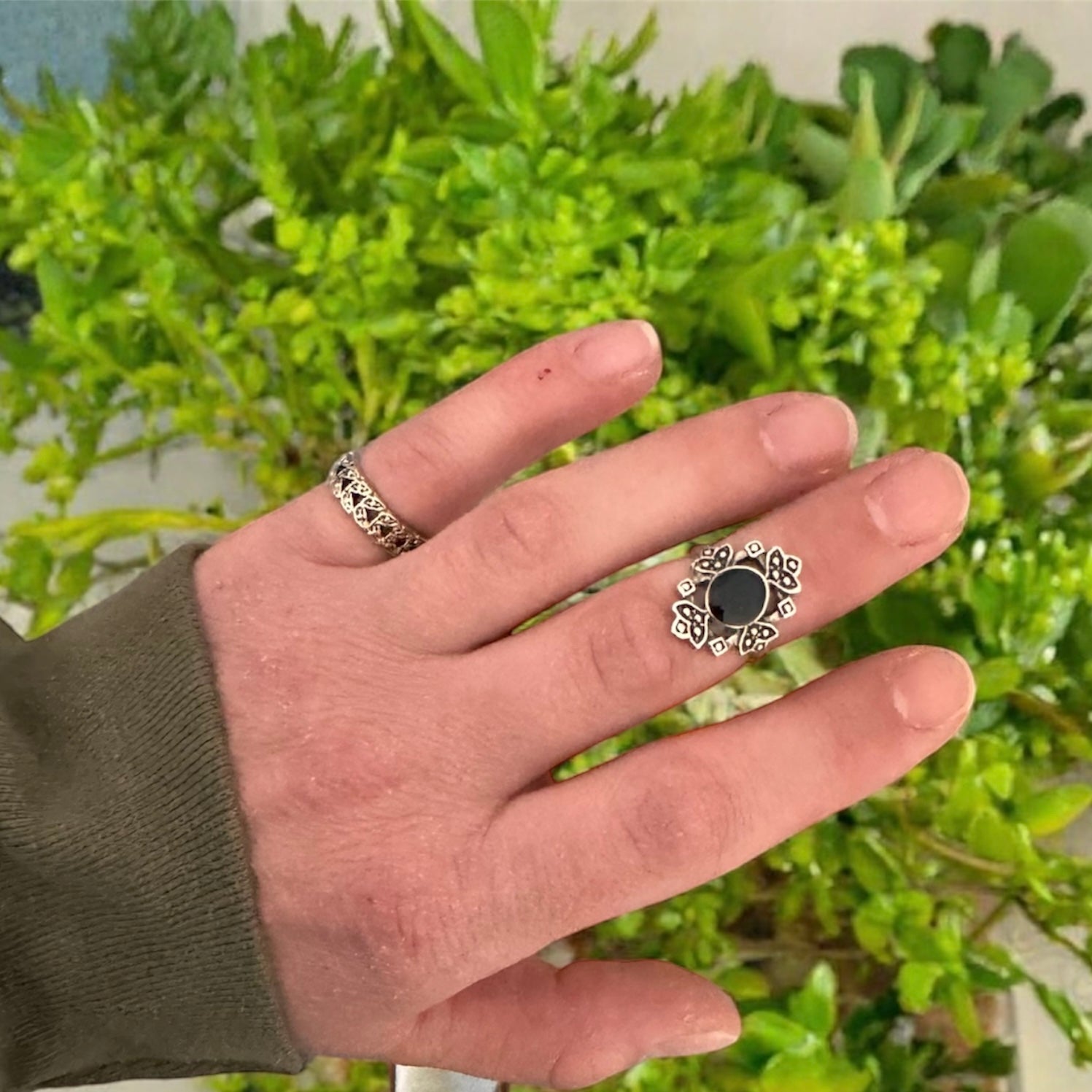 Knuckle Ring