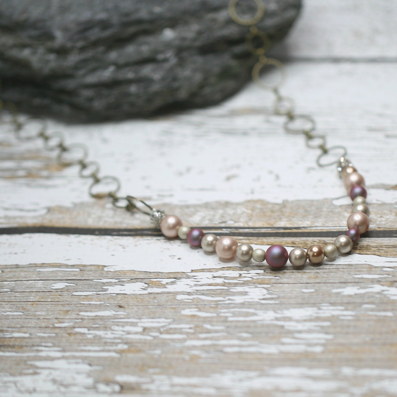 Cute stone necklace for any outfit