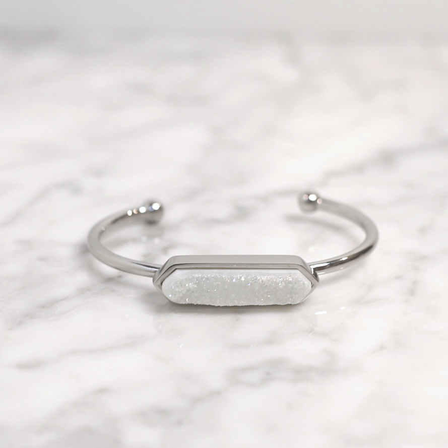 Cute stone bracelet for any outfit