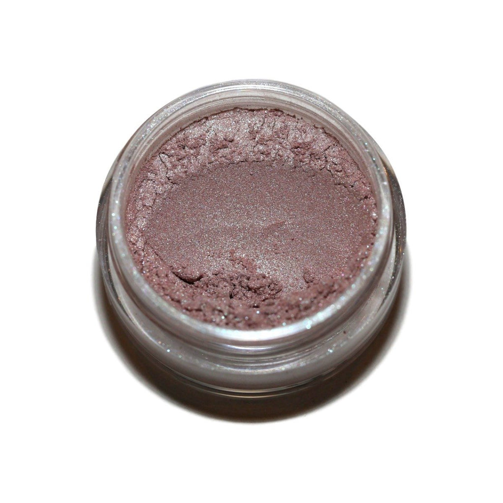 Our Mineral Powder Eye Shadow is Packed With Color and Provides Skin-Nourishing Benefits 
