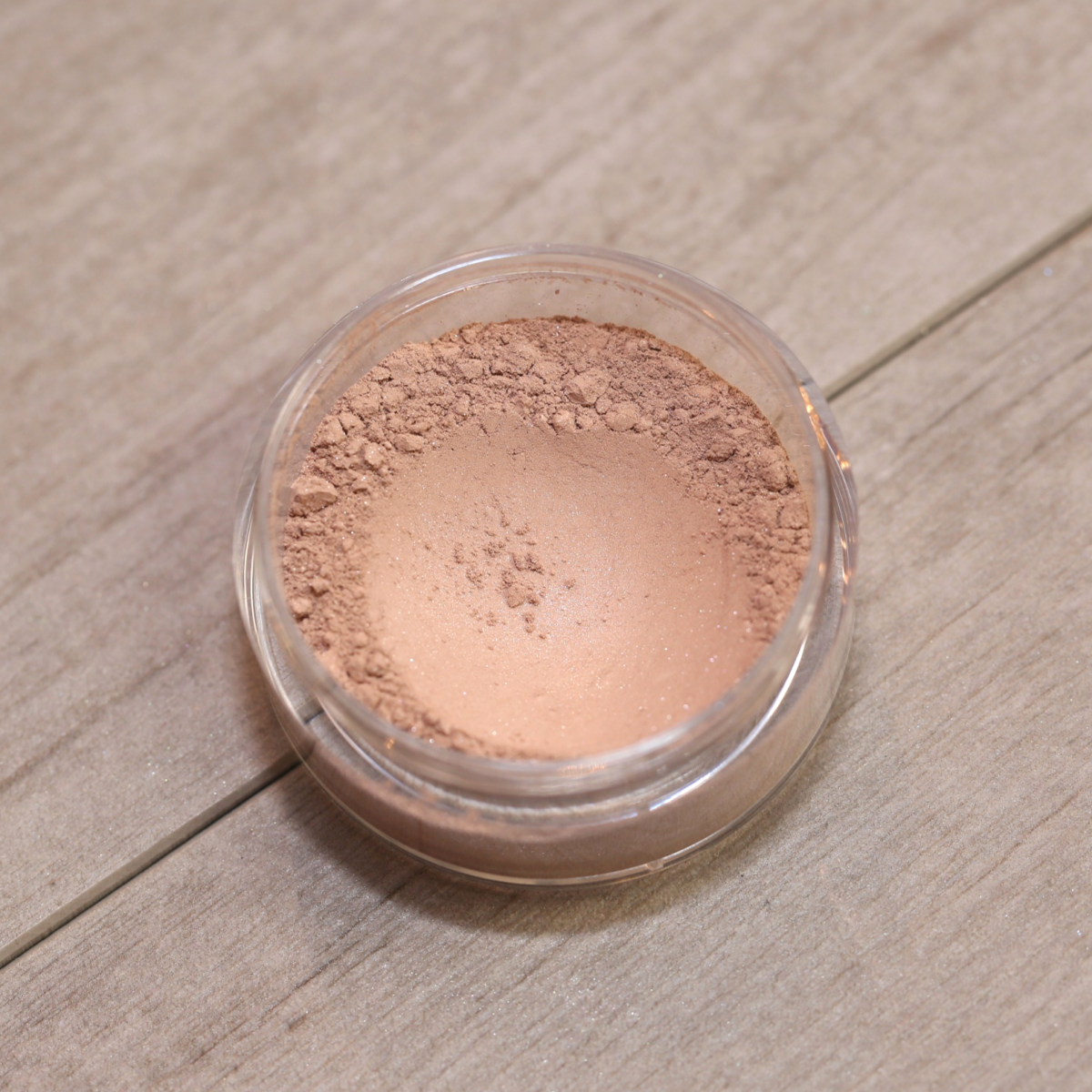 Soft Focus Foundation Loose Mineral Powder (Beige Buff)