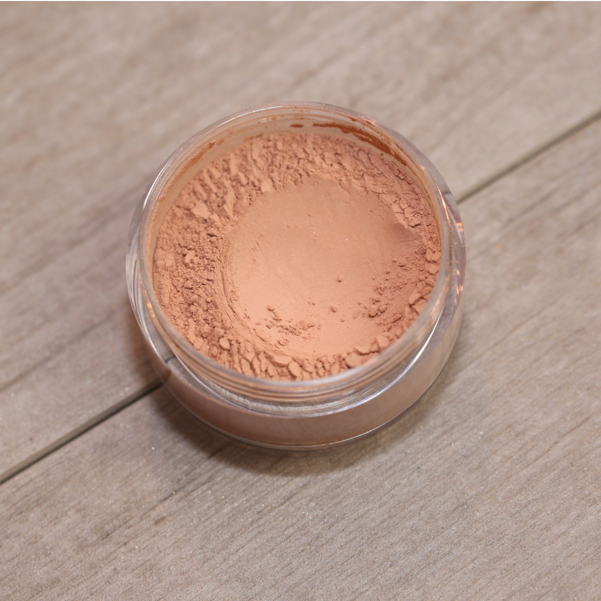 Sheer Coverage Foundation Loose Mineral Powder (Honey)