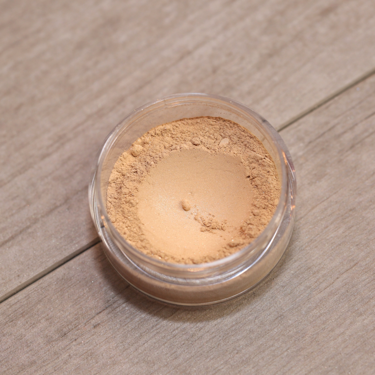 Soft Focus Satin Finish Foundation Loose Mineral Powder (Yellow Opal)