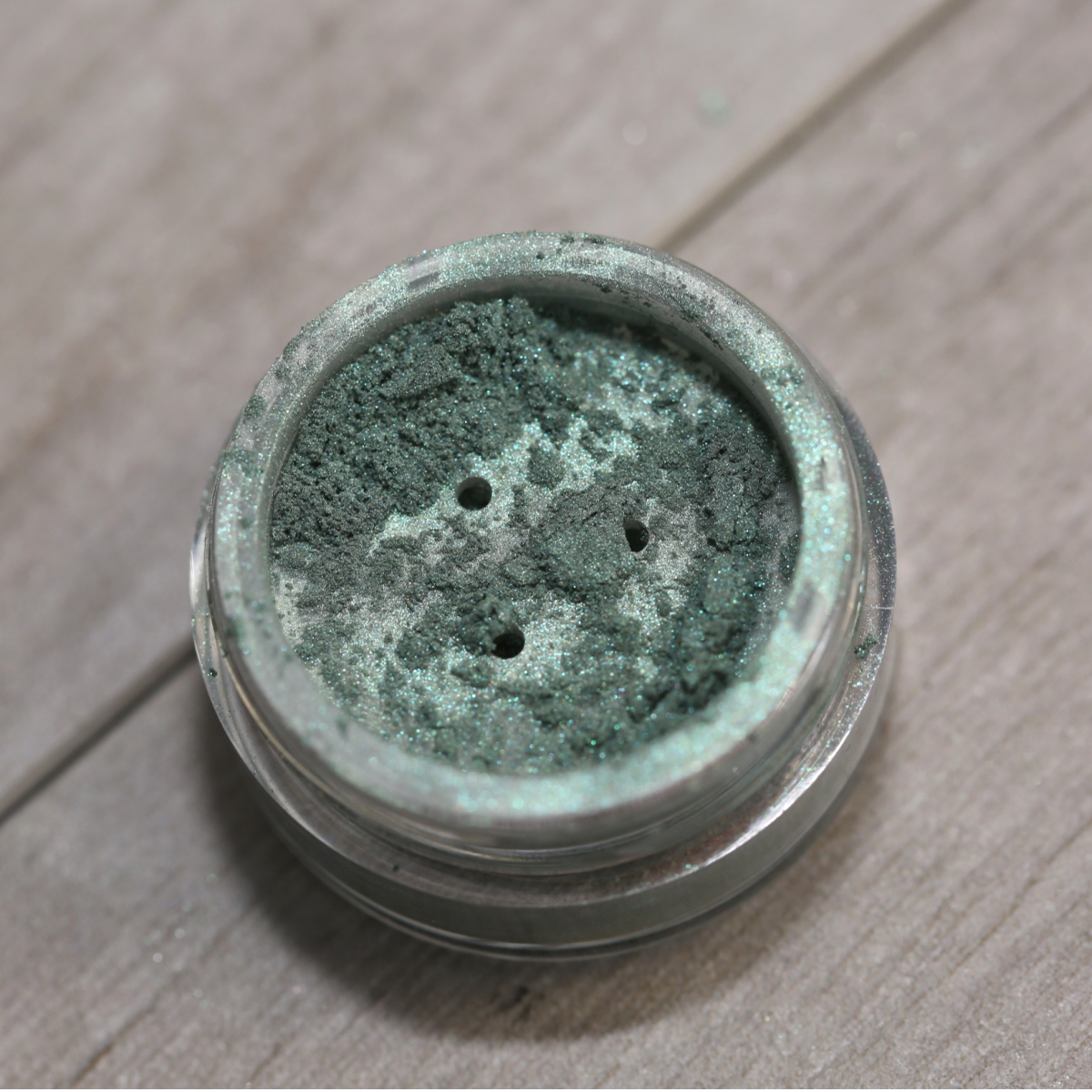 Our Mineral Powder Eye Shadow is Packed With Color and Provides Skin-Nourishing Benefits