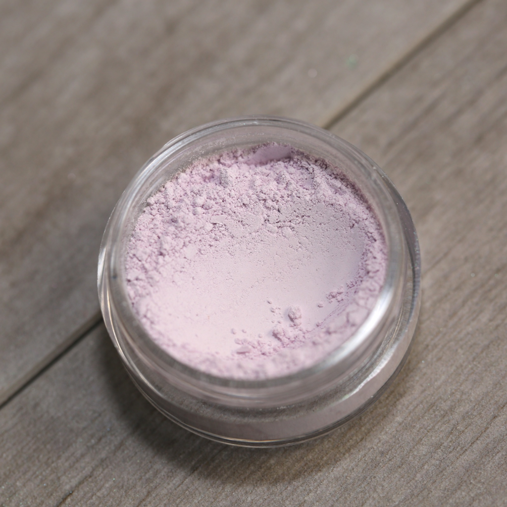 Smooth and Even Out Skin Tone To Create the Perfect Finish With Our Mineral Correcting Powders 