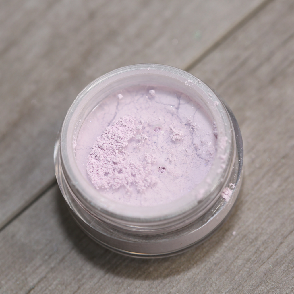 Smooth and Even Out Skin Tone To Create the Perfect Finish With Our Mineral Correcting Powders 