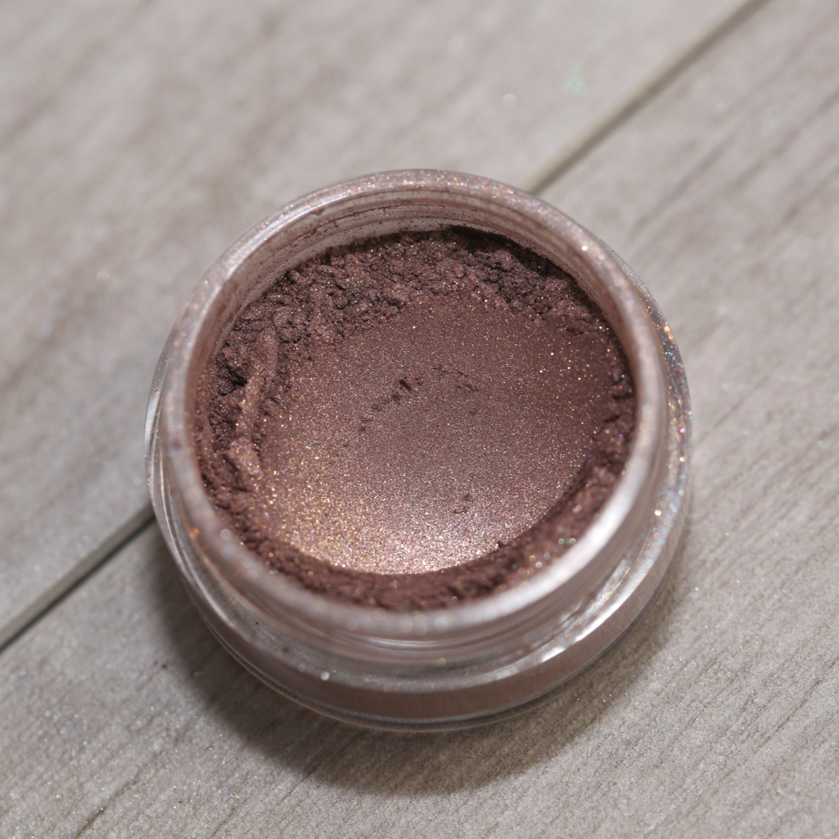 Our Mineral Powder Eye Shadow is Packed With Color and Provides Skin-Nourishing Benefits