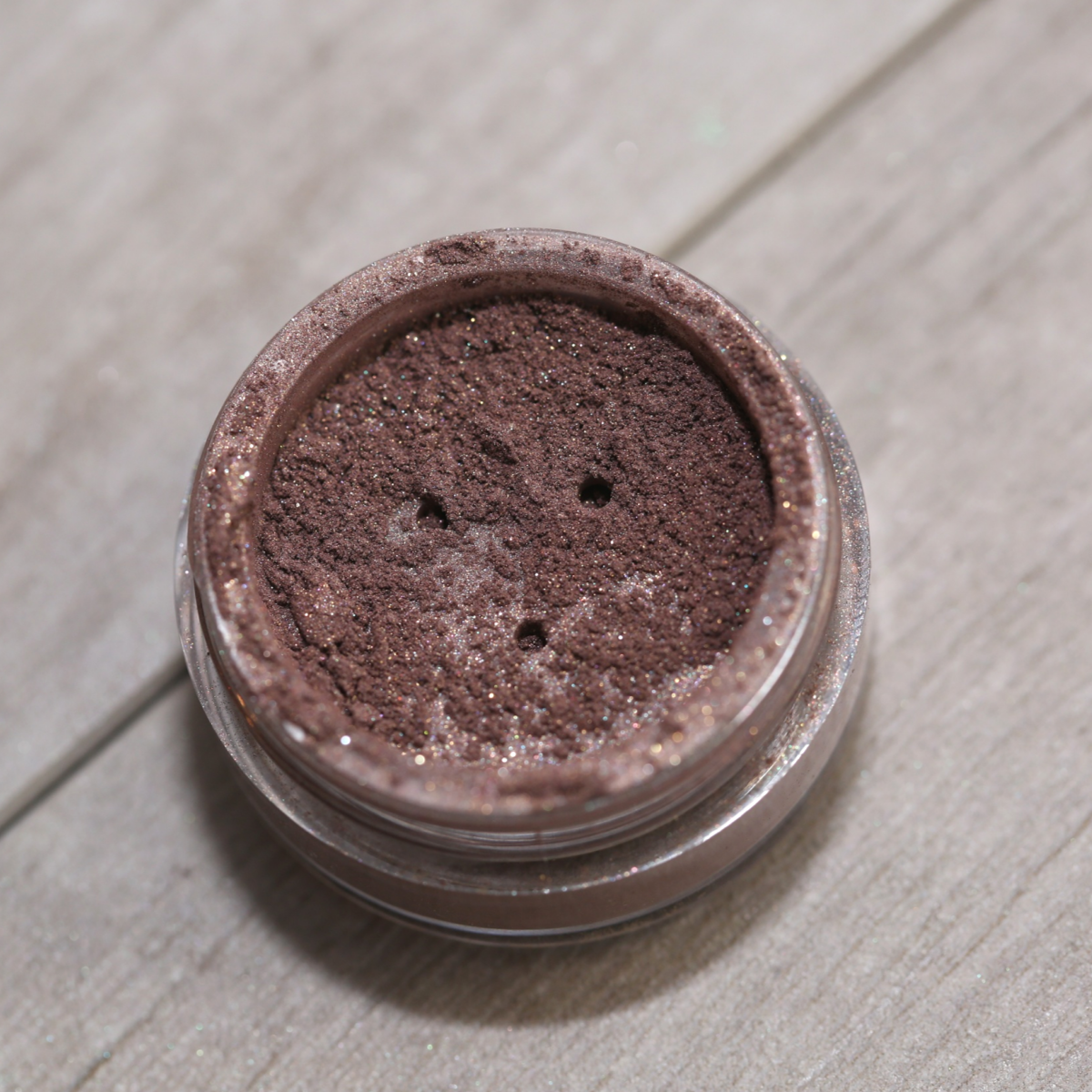 Our Mineral Powder Eye Shadow is Packed With Color and Provides Skin-Nourishing Benefits