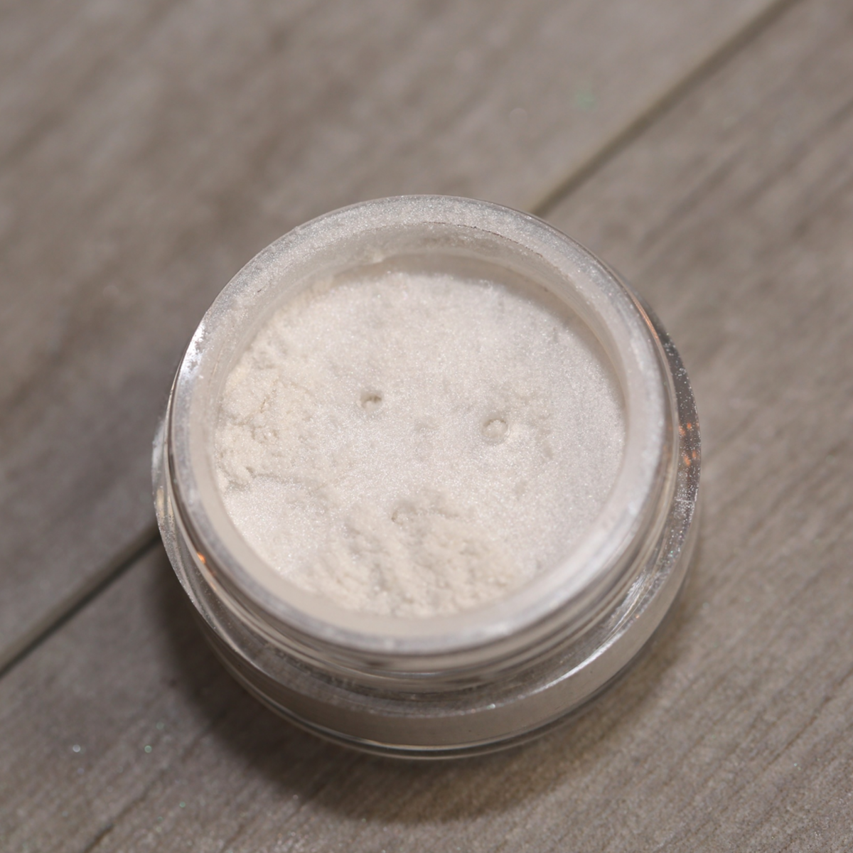 Silk Brow Bone and Cheek Highlighter Enhancer Powder