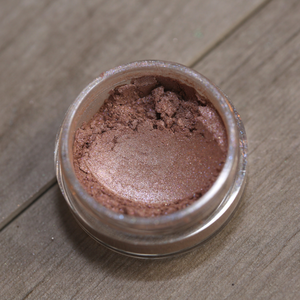 Our Mineral Powder Eye Shadow is Packed With Color and Provides Skin-Nourishing Benefits 