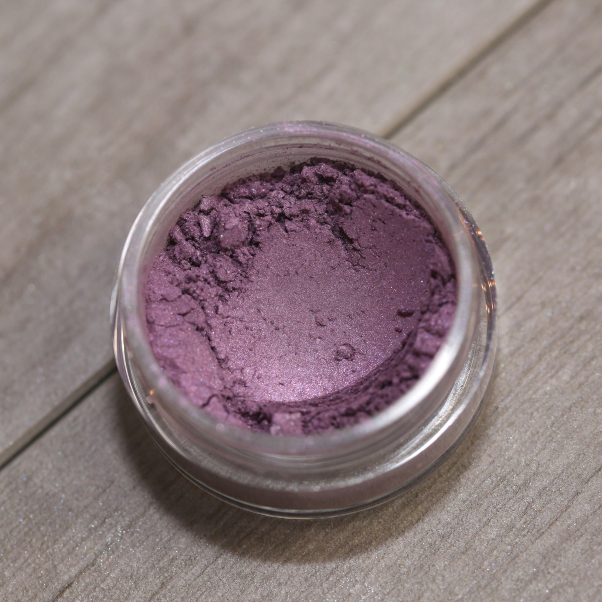 Our Mineral Powder Eye Shadow is Packed With Color and Provides Skin-Nourishing Benefits 