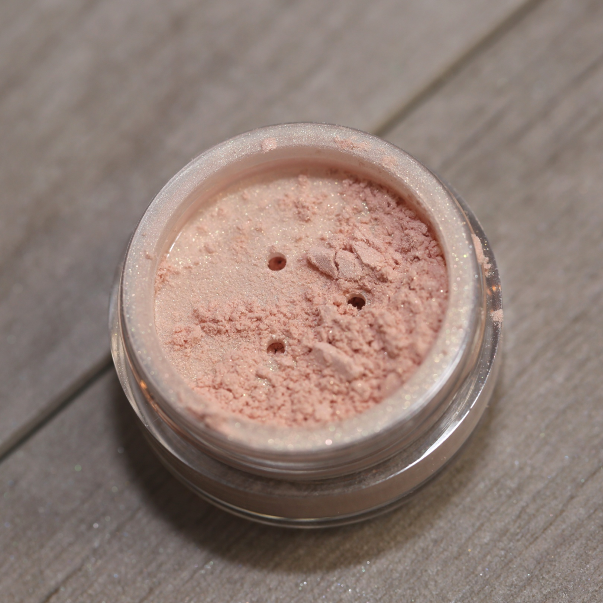 Our Mineral Powder Eye Shadow is Packed With Color and Provides Skin-Nourishing Benefits 