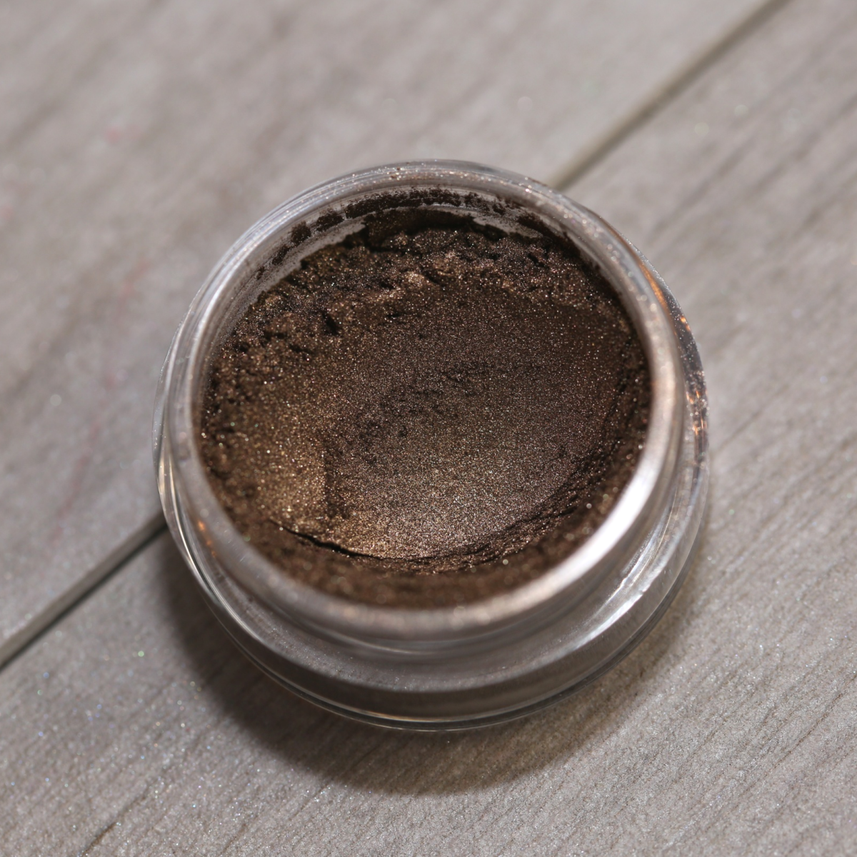 Our Mineral Powder Eye Shadow is Packed With Color and Provides Skin-Nourishing Benefits 