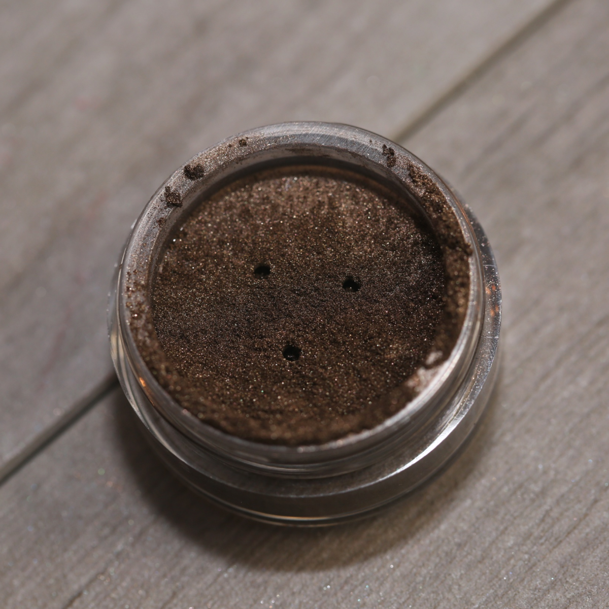 Our Mineral Powder Eye Shadow is Packed With Color and Provides Skin-Nourishing Benefits 