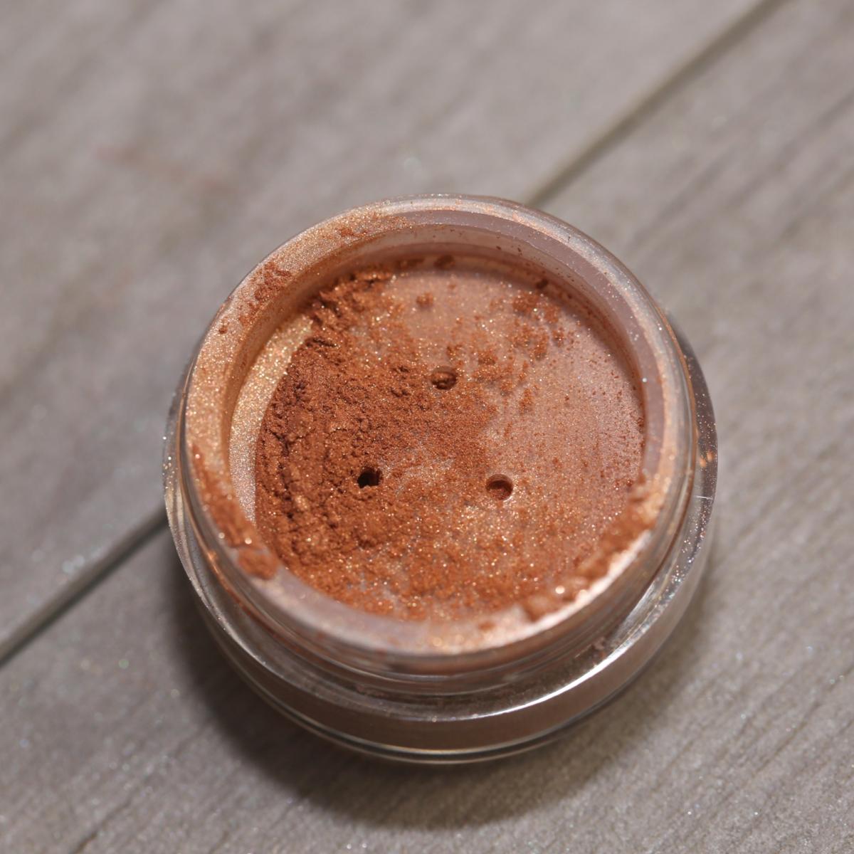 Our Mineral Powder Eye Shadow is Packed With Color and Provides Skin-Nourishing Benefits 