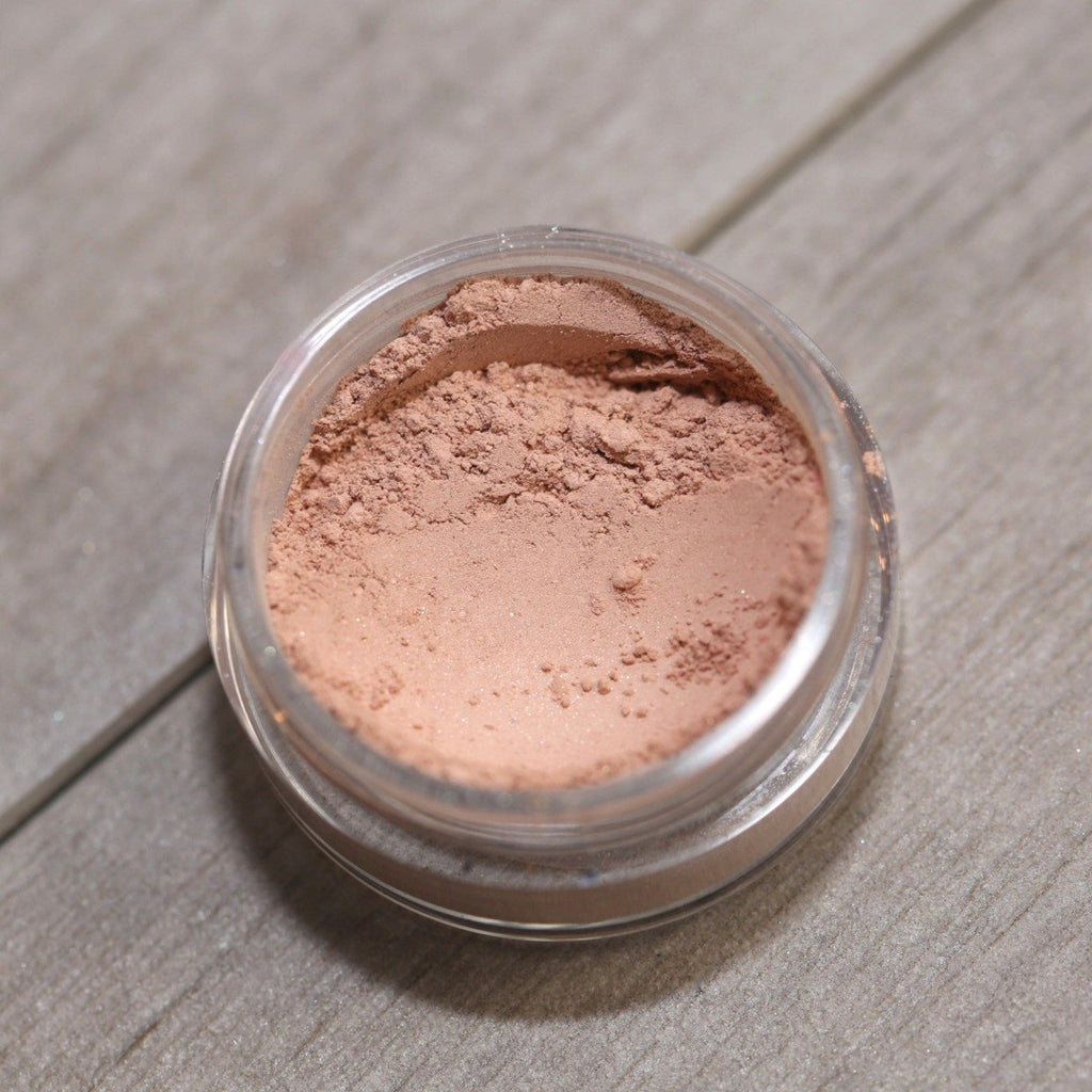 Our Mineral Powder Eye Shadow is Packed With Color and Provides Skin-Nourishing Benefits 