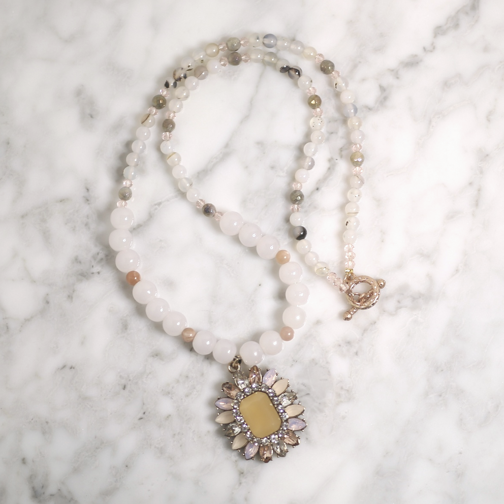 Cute stone necklace for any outfit